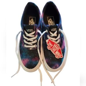Vans Galaxy Low Top Sneakers